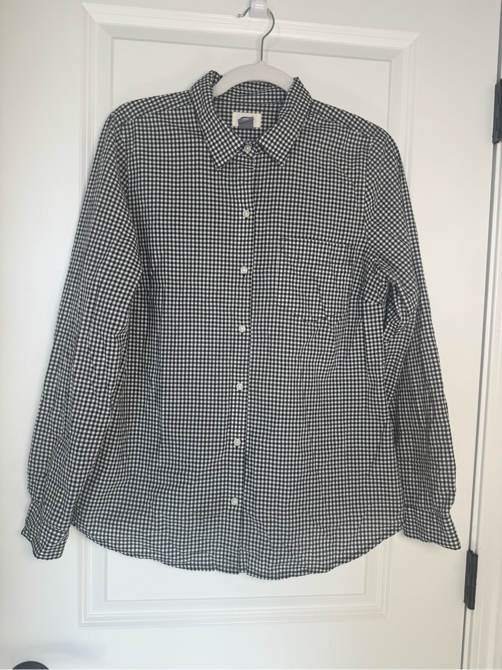 Old Navy Black and White Gingham Button-Down Shirt